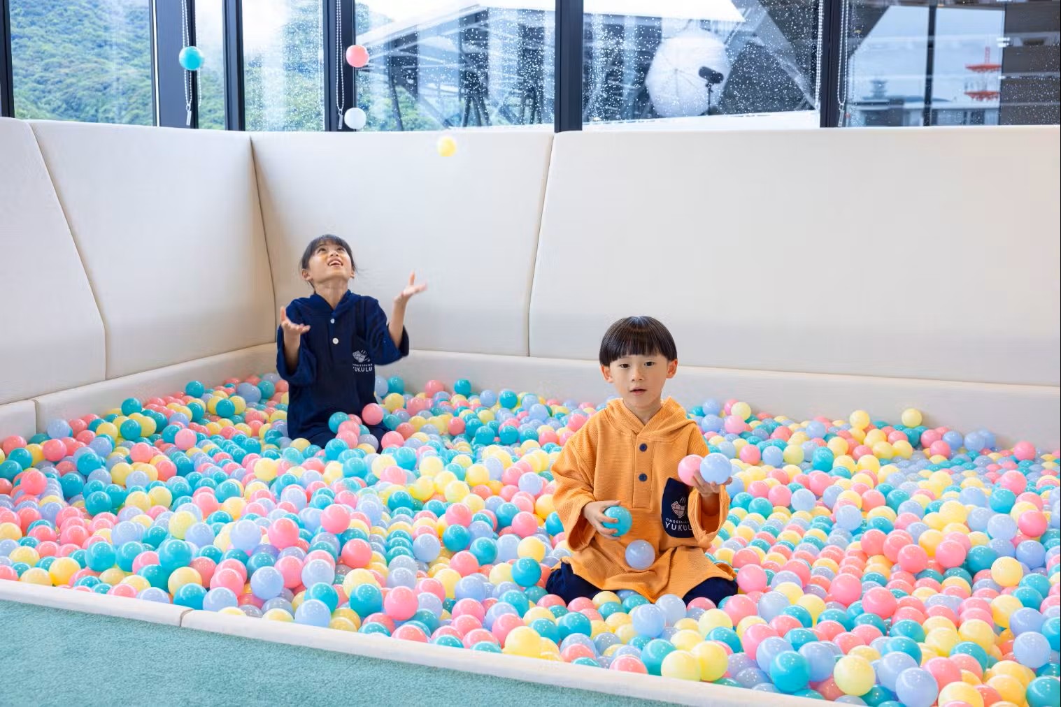 親子で満喫！貸出タオル付き「フリータイムプラン」チケット700円～！の写真