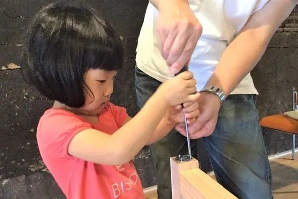 6歳になったら机を作ろう!木こり&机作り体験in丹波篠山の写真