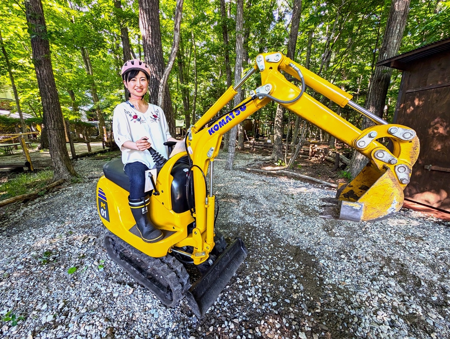 【"跨りタイプ"パワーショベル30分】小さな子どもOK♪本物の「はたらく車」に乗ろう！の写真