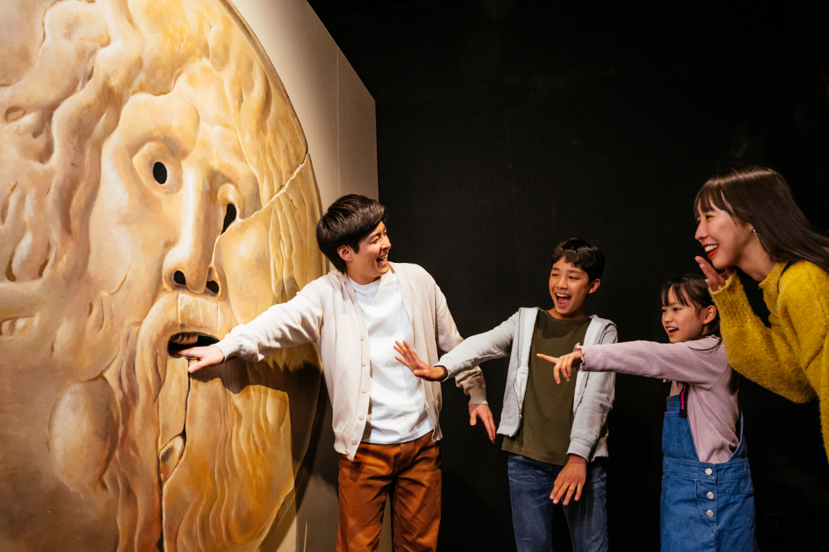 【200円割引／３館共通引換券】3館全てに入館可能、お得な割引共通券の写真