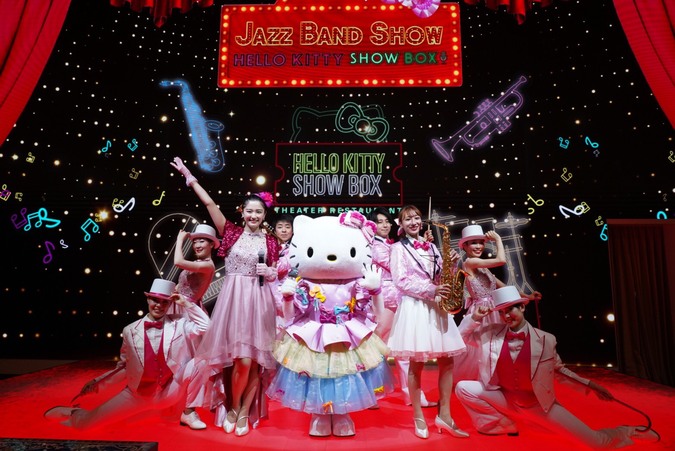 [ランチショー] 歌って、踊って、ハローキティのオリジナルショーをお楽しみください!!
