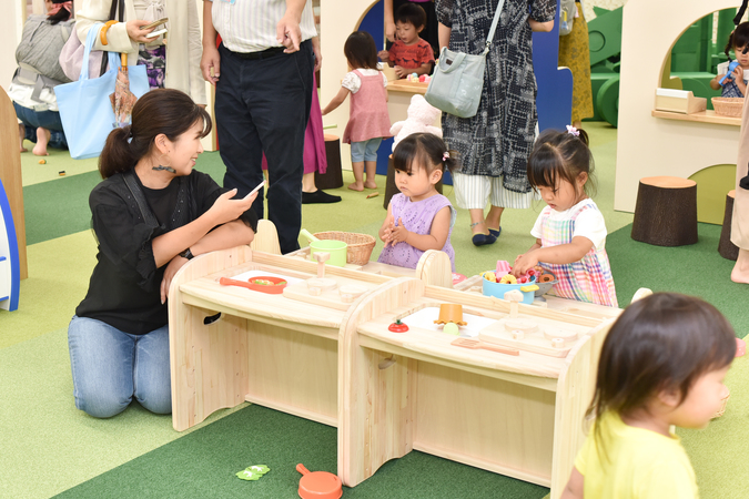 ピュアタウン
お店屋さんごっこやぬいぐるみ、おおきな子供部屋を想像してください。