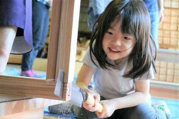 6歳になったら机を作ろう！机作り体験in滋賀の写真