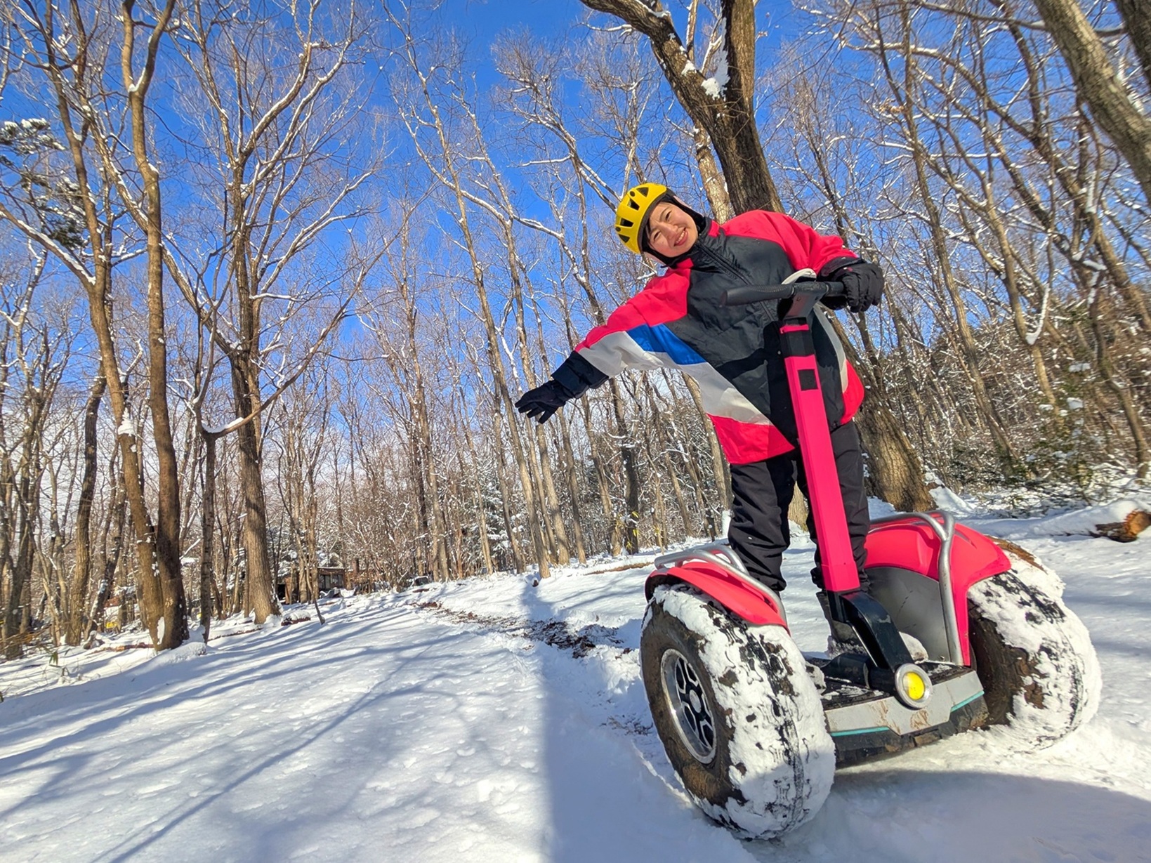 親子で楽しく乗れます！親子で楽しく乗れます！
雪の日も毎日やってます！実は雪道を走るのが最もたのしい♪

雪の日も毎日やってます！実は雪道を走るのが最もたのしい♪