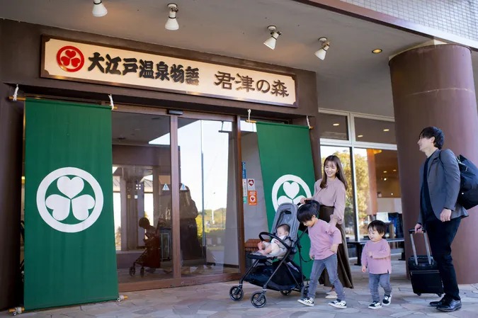 【ホテルランチバイキング】【ランチバイキング】季節に合わせた和洋中の創作料理バイキング！	の写真