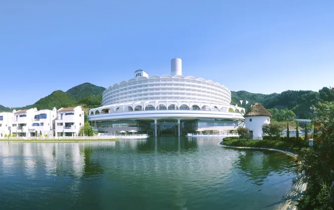 【ランチバイキング＆日帰り入浴】『森の湯』の絶景と温泉で癒しのひととき！季節の絶品料理やご当地グルメの写真