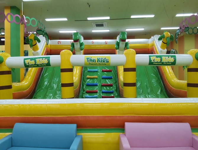 ★100円割引★【土日祝券】3時間パック遊び放題　ザキッズ 大分HIヒロセ三重店の写真