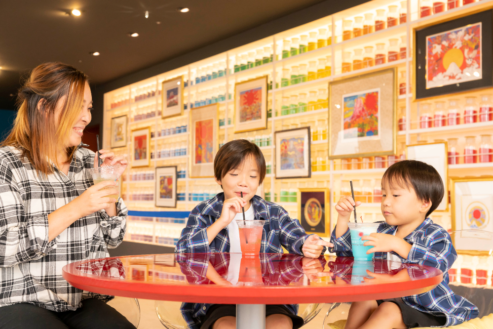 【250円割引】絹谷幸二 天空美術館　前売り電子入館引換券＋天空ソーダ付きの写真