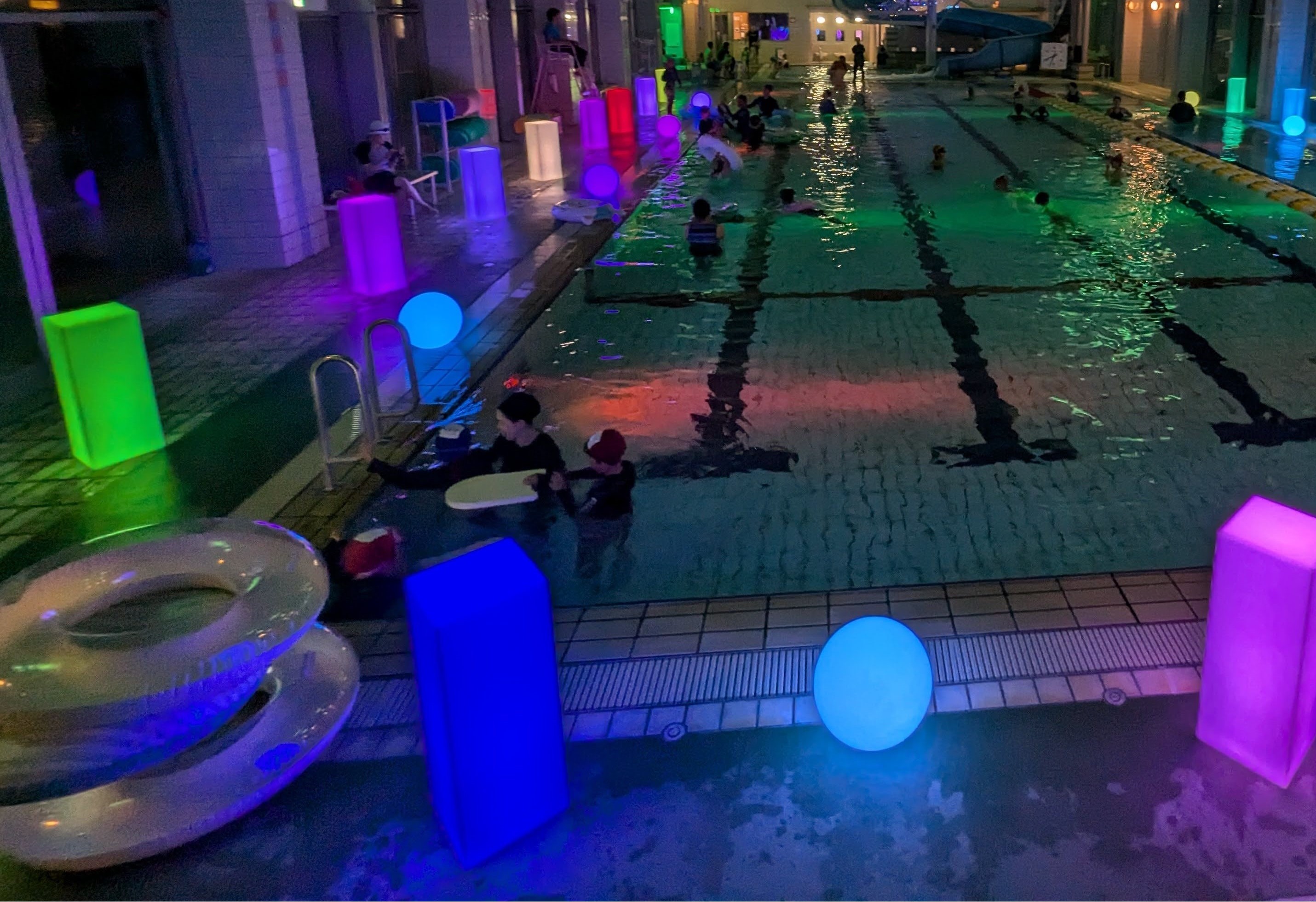 📍2025お盆＜ナイトプール＞📍水曜日を除く【※8/9～8/16開催※】＼いこーよ限定予約必須／の写真