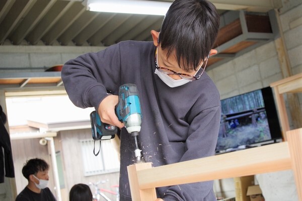 6歳になったら机を作ろう！机作り体験 in和歌山の写真