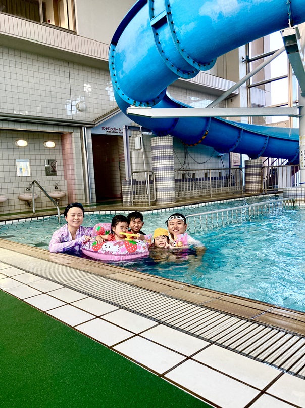 👽2025お盆＜日中プール＞👽水曜日除く【8/9～8/17開催】＼いこーよ限定予約必須／室内の写真