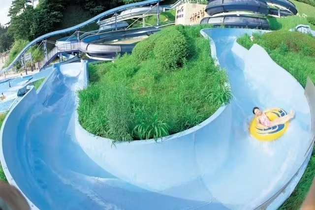 【トップシーズン(デイ)】8/9～17、8/23～24「ウォーターパーク」の写真