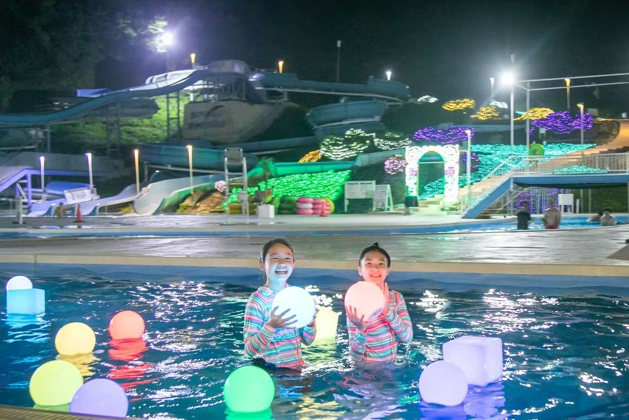 【トップシーズン(ナイト)】8/9～17、8/23～24「ウォーターパーク」の写真