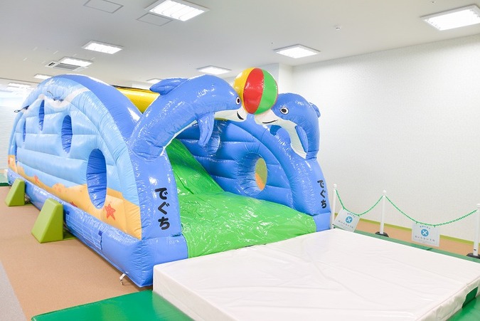 【平日券：初回利用限定】ピュアキッズ流山 大型室内公園 1日遊び放題フリーチケットの写真