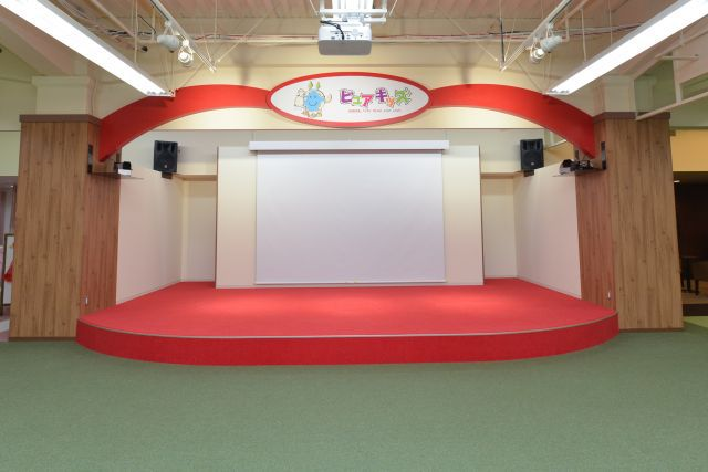 毎日、様々なイベントやワークショップを開催する「イベント広場」