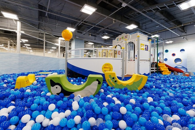 【平日限定/既存】ピュアキッズ神戸umie 大型室内公園 1日遊び放題フリーチケットの写真