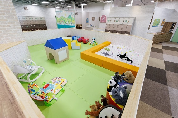 【休日券:ピュアキッズ既存会員用】ピュアキッズ神戸umie 大型室内公園 1日遊び放題フリーチケットの写真