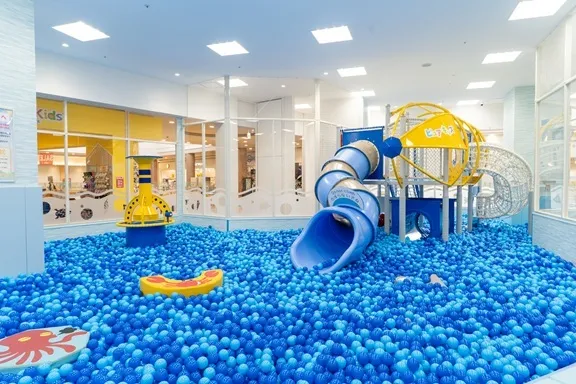 ピュアキッズポートウォークみなと 1日遊び放題フリーチケットの写真